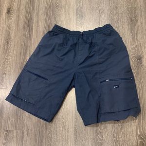 VINTAGE NIKE UTILITY SHORTS